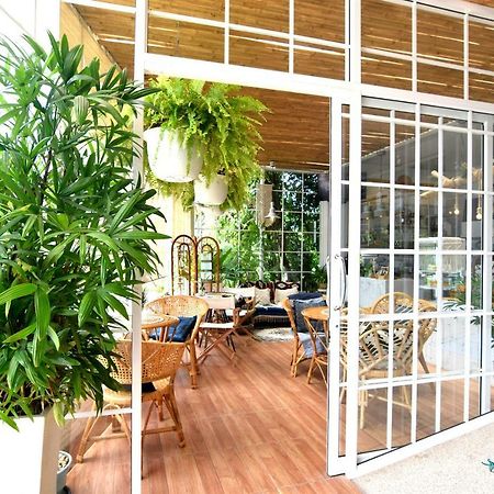 Chill House At Naiyang Hotel Nai Yang Beach Exterior foto